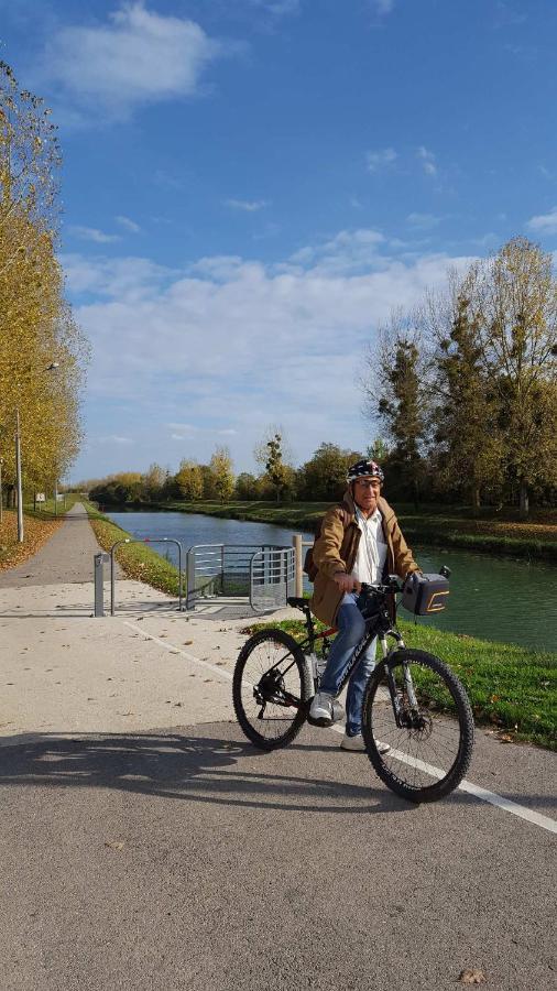 L'insouciance En Champagne