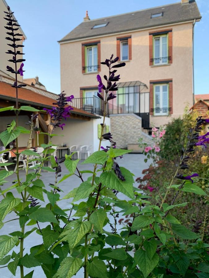 L'insouciance En Champagne